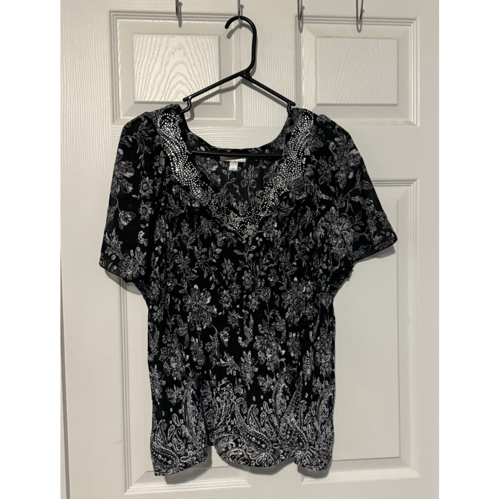 Dress Barn Sparkle Rhinestone Top Crinkle Black White 3X Blouse Fitted Floral